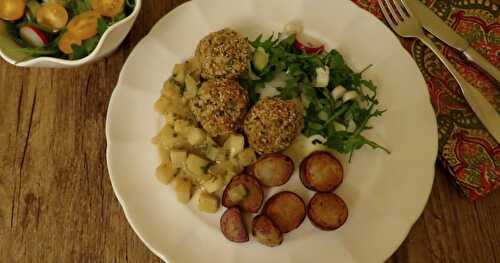 Boulettes de porc craquantes, sauce au cari et aux pommes + 