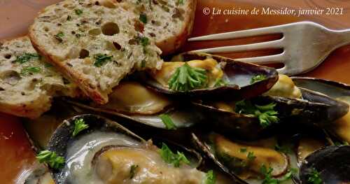 Moules crémeuses, sauce dijonnaise + 