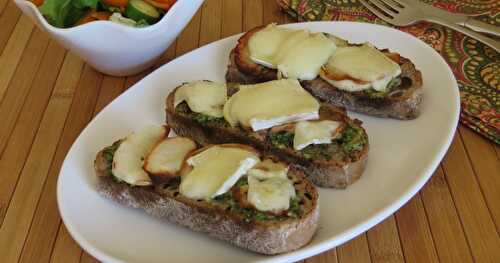 Tartines grillées à la pomme et au brie fondant + 