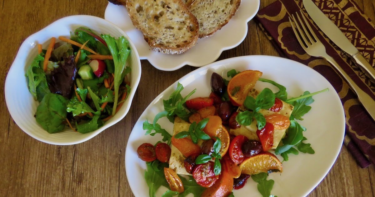 Pavés de tofu au goût de feta à la tombée de tomates + 