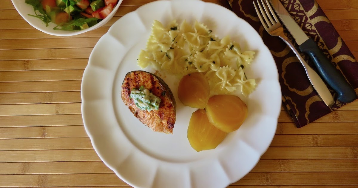 Vacances en cuisine 12 - Darnes de saumon au beurre de basilic +
