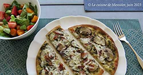 Vacances en cuisine 20 -  Petites pizzas minute à cinq ingrédients + 