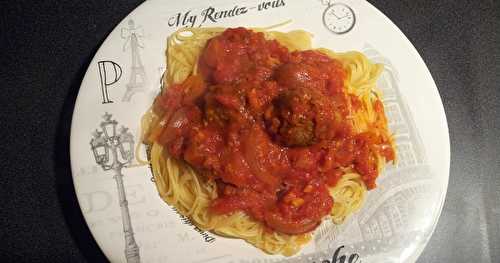 Boulettes de viandes à la sauce tomate maison