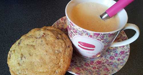 Cookies aux pépites de chocolat, aux noix et aux cranberries