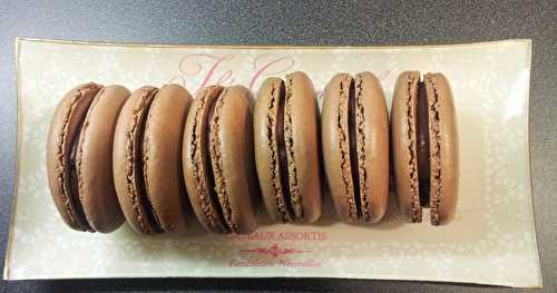 Macarons au chocolat noir