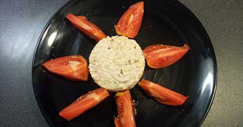 Salade de riz au thon et à la mayonnaise maison