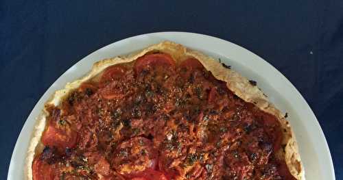 Tarte aux tomates et au thon