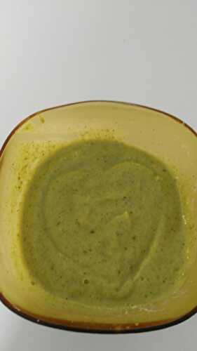 Velouté froid de courgettes basilic