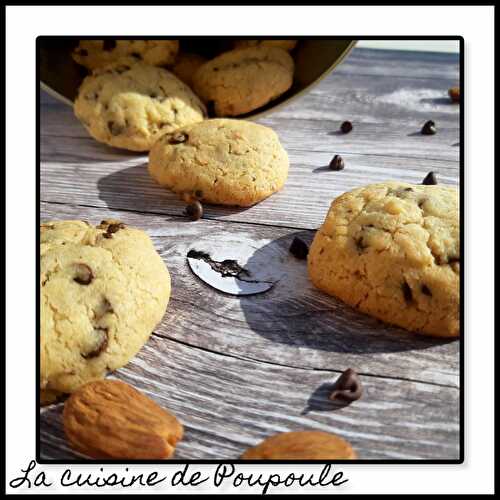 Cookies aux amandes et pépites de chocolat