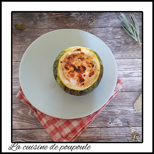 Courgettes ronde  farcis au poulet,tomate et fromage