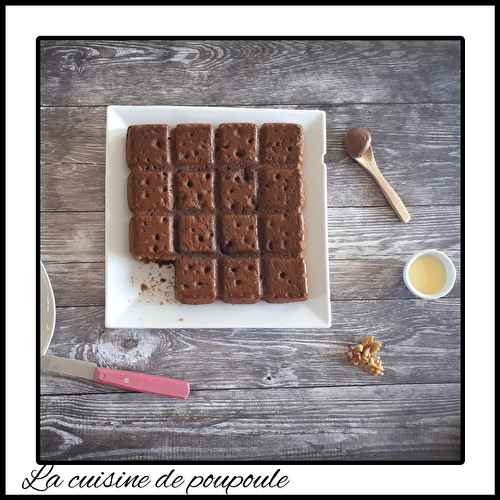 Brownie à la pâte à tartiner et noisettes