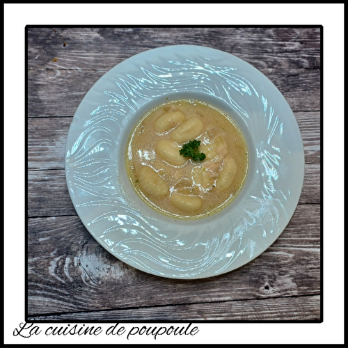 Bouillon de gnocchis au parmesan