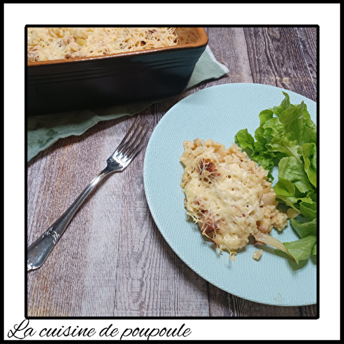 Gratin de crozets au chou et à la saucisse de Morteau.