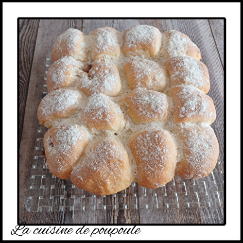 Brioche butchy à la confiture de framboises