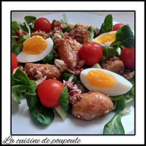 Salade de mâche, pommes de terre  nouvelles, œufs et vinaigrette à la pancetta