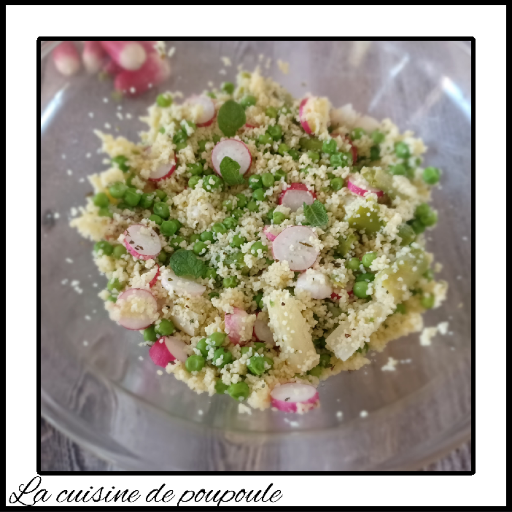 Semoule en salade aux asperges, radis, petits pois et menthe