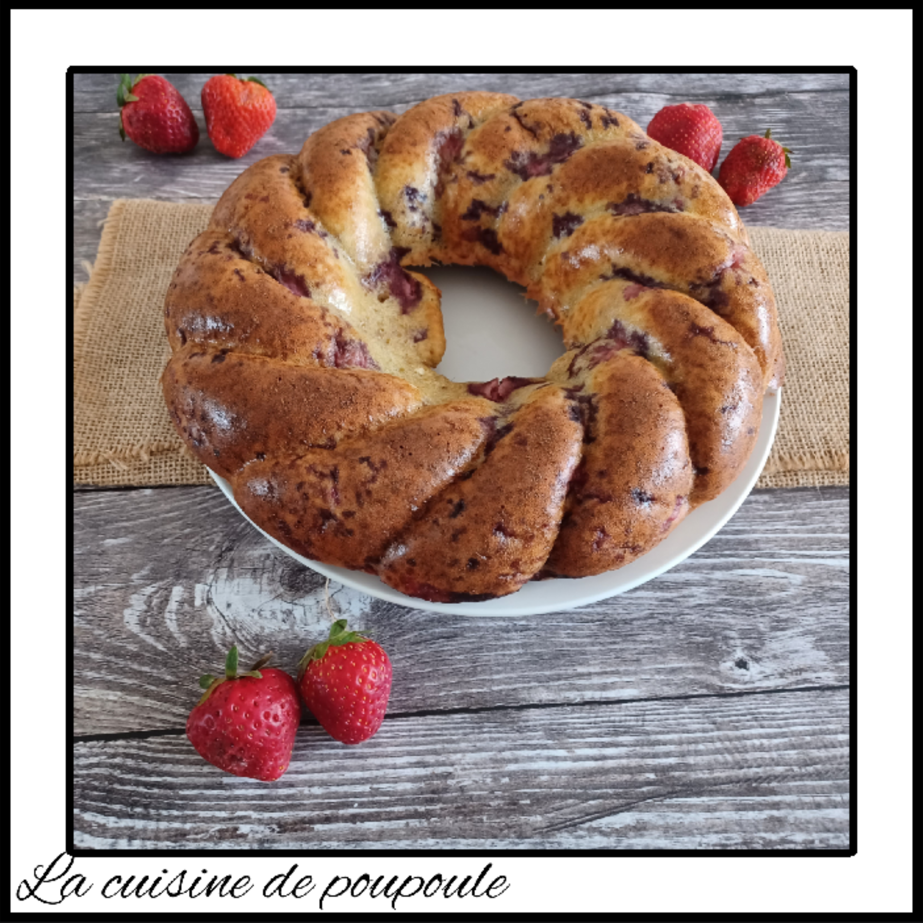 Gâteau au yaourt skyr avec fraises