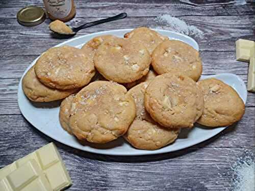 Cookies cœur caramel beurre salé à la noix de coco et chocolat blanc