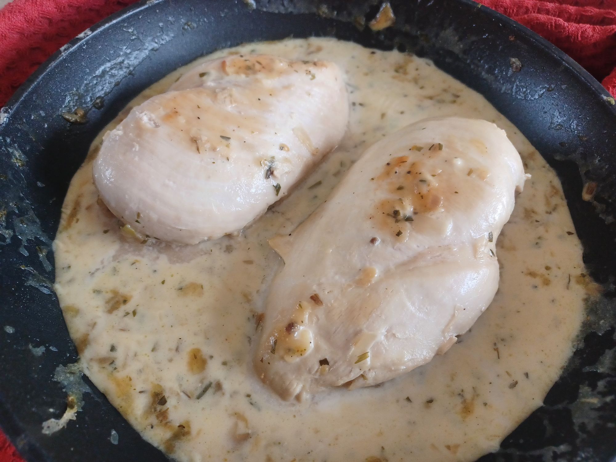 Blancs de poulet au vin blanc et à l’estragon