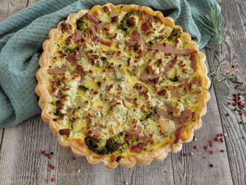 Tarte aux brocolis, poulet et fromage ail et fine herbe