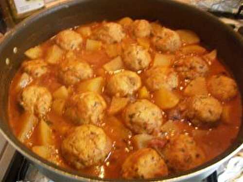 BOULETTES DE POISSON EXTRA MOELLEUSES EN SAUCE