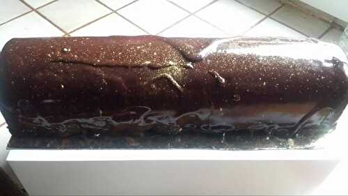 BUCHE AUX 3 CHOCOLATS