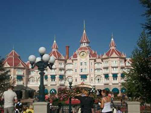 WEEK END A DISNEYLAND