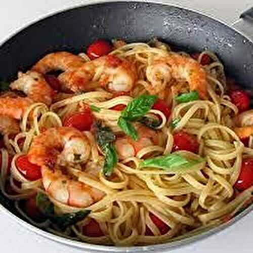 LINGUINES AUX CREVETTES ET TOMATES AIL CITRON