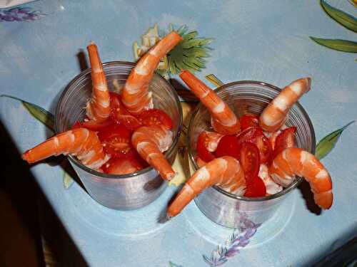 Verrines crevettes tomates cerises