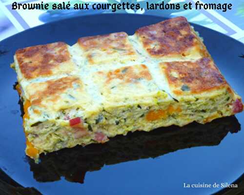 Brownie salé aux courgettes, lardons et fromage