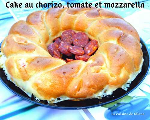 Cake à la tomate, chorizo et mozzarella