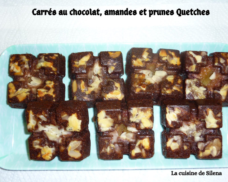 Carrés au chocolat, amandes et prunes quetsches