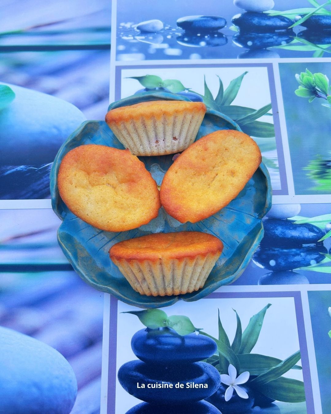 Moelleux cannelés aux prunes