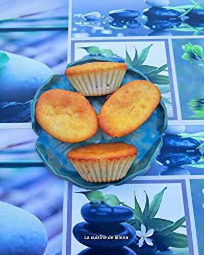 Moelleux cannelés aux prunes