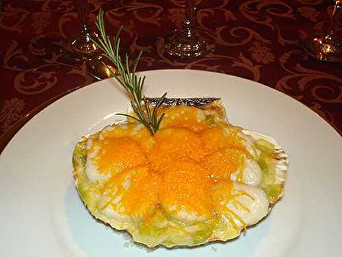 Coquille Saint-Jacques Fondue de Poireaux et Mimolette Vieille