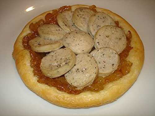 Tarte Fine au Boudin Blanc aux Petits Oignons