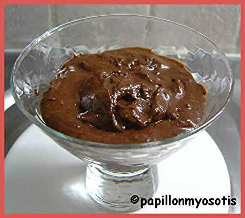 MOUSSE AU CHOCOLAT NOIR