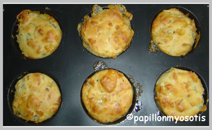MUFFINS FROMAGERS : AU COMTE & ROQUEFORT