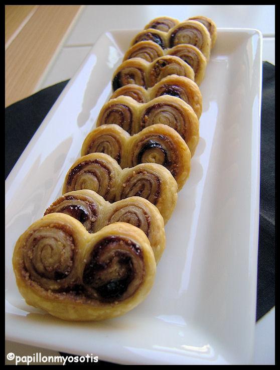 PALMIERS A LA CONFITURE DE CERISES NOIRES