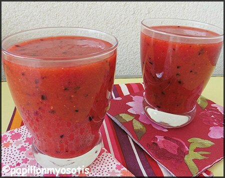 SMOOTHIE AUX FRUITS ROUGES [#SUMMER #HEALTHY #VITAMINES #SANTE]