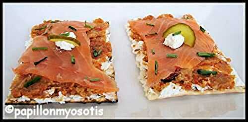 TARTINES DE PAIN AZYME, SAUMON FUME, COMPOTEE DE FENOUIL & FROMAGE FRAIS [#SUMMER #POISSON #TARTINES]