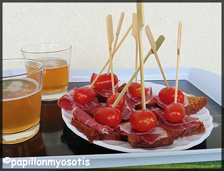 TARTINES PAIN D'EPICES, COPPA, TOMATE CERISE : UN APERO RAPIDE & REUSSI [#APERO #CHARCUTERIE #SOLEIL]