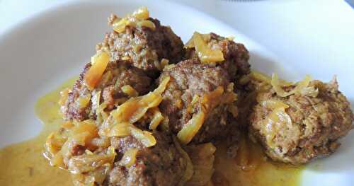 Boulettes aux oignons caramélisés