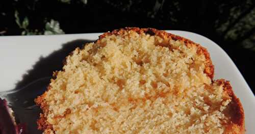 Gâteau au yaourt à la confiture