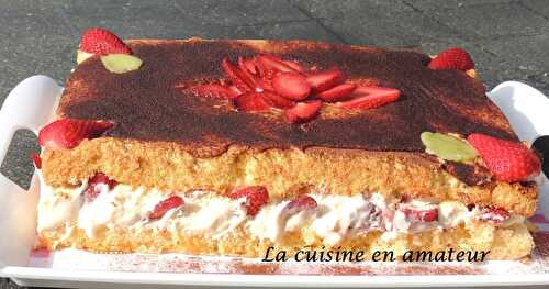 Génoise façon tiramisu aux fraises