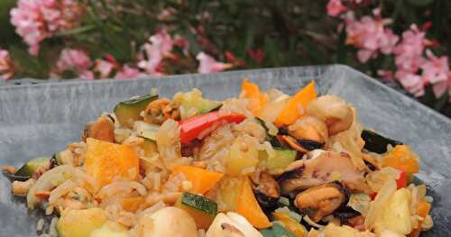 Riz de konjac aux fruits de mer et légumes