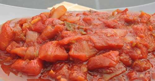 Salade marocaine chaude de poivrons et tomates