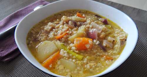 Soupe aux céréales gourmandes et légumes