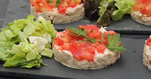 Tartare de tomates et mousse de  thon