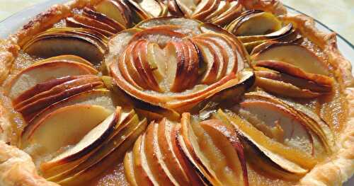 Tarte aux pommes en forme de fleurs